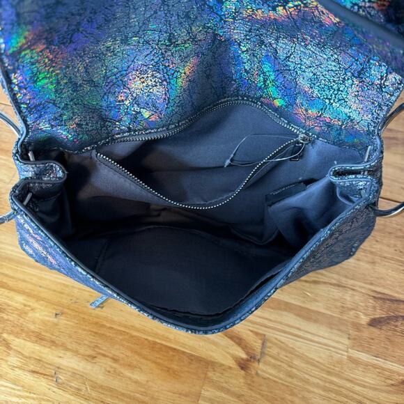 Urban Outfitters Remy Baguatte Soft Bag Essential Shoulder Bag Purse Metallic - Picture 6 of 8